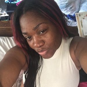 Meet your Posher, Iesha